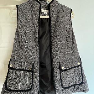 Womens Black and White Vest